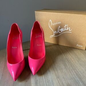 Christian Louboutin - Hot Chick
Pumps - Pink